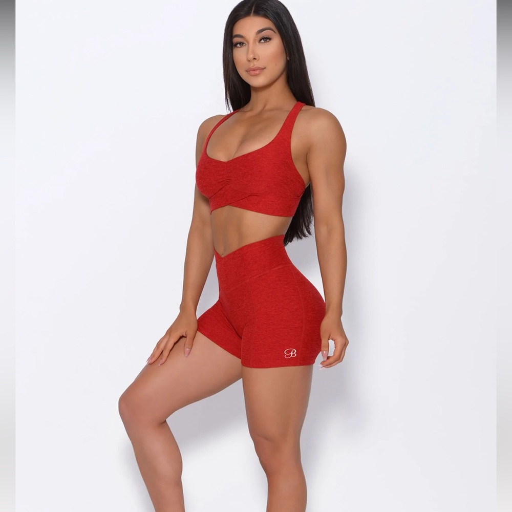 Bombshell sportswear short and bra set